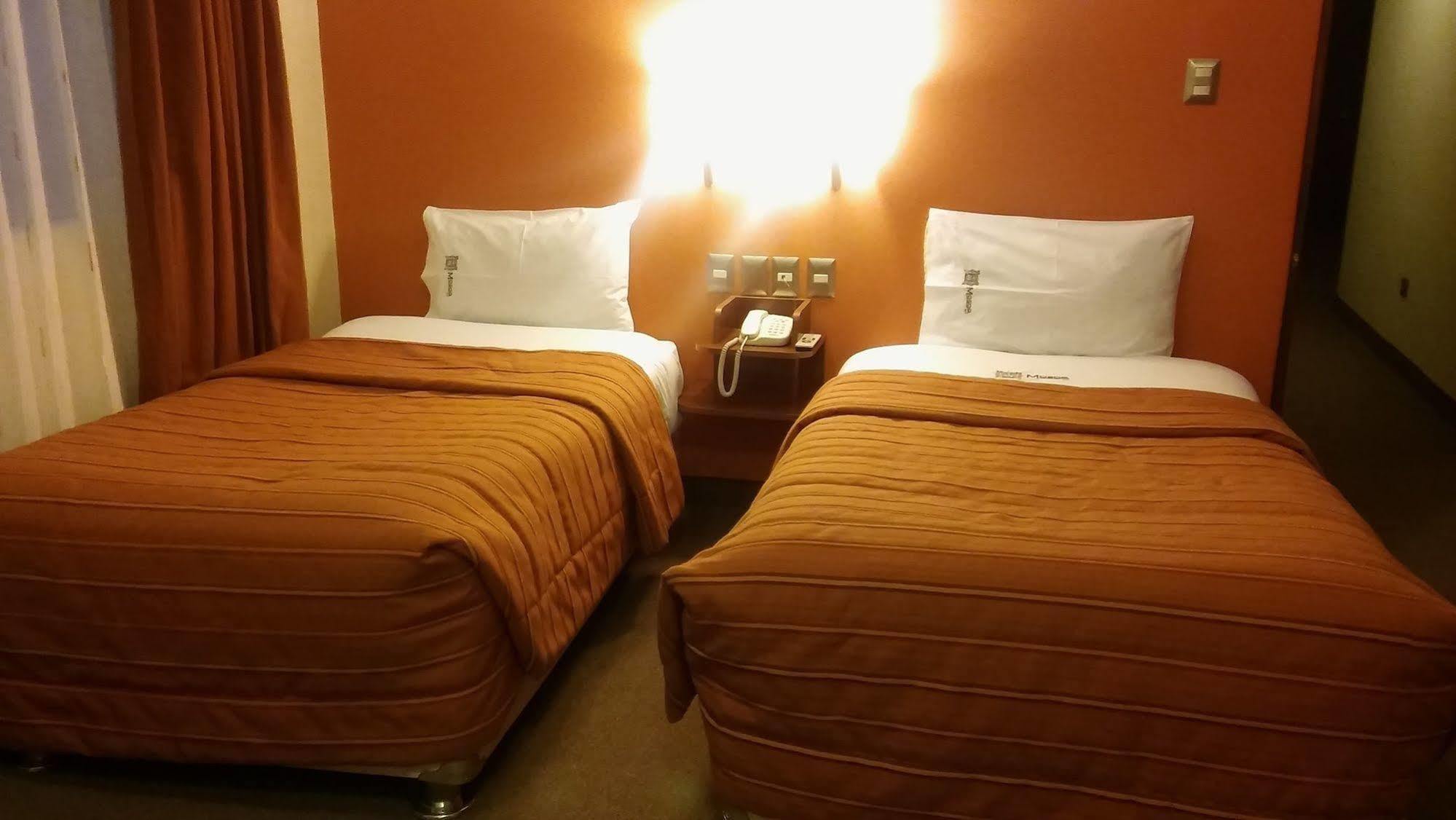 Mosoq Inn Пуно Екстериор снимка